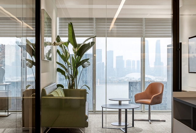 办公室装修中预算将要超出该如何控制？