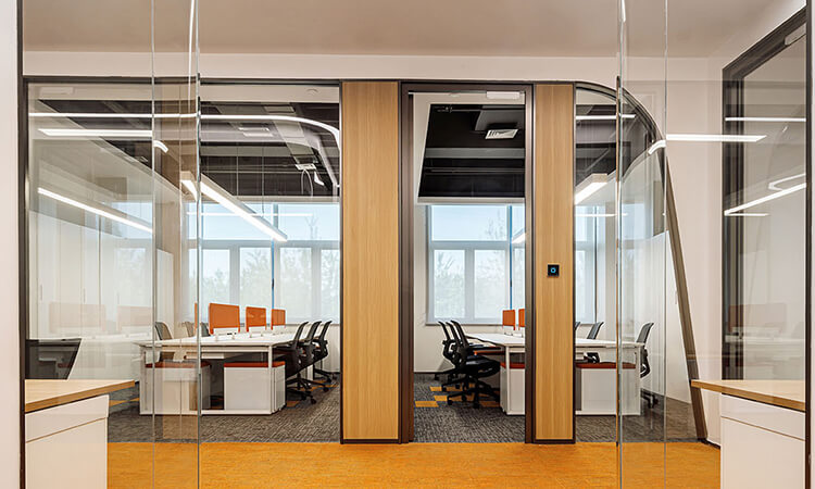 小型园区玻璃隔断办公室 小型园区玻璃隔断办公室