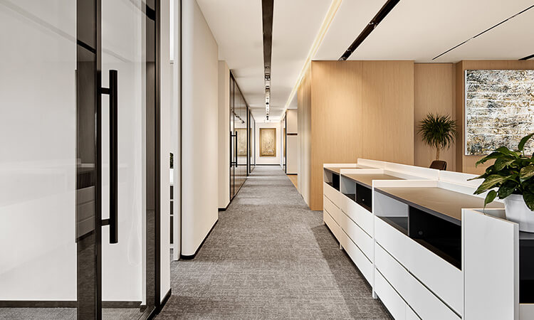 上海餐饮品牌加盟企业办公室定制装修设计方案